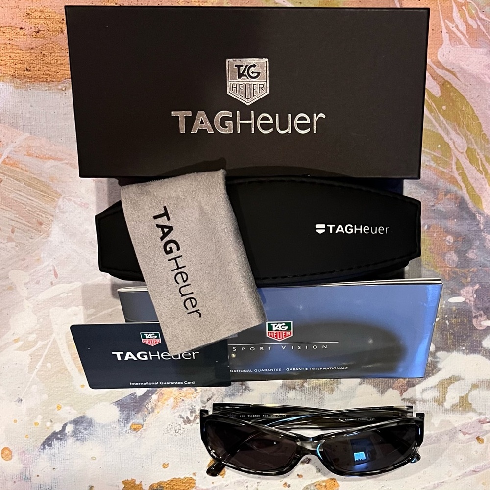 TAG Heuer Unisex TH9053 Grey Polarized Sport Sunglasses 135 58 14 New in Box